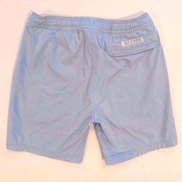 Fair Harbor The One Shorts Boys Medium Blue Chambray BreezeKnit Liner Beach Swim - Picture 5 of 6